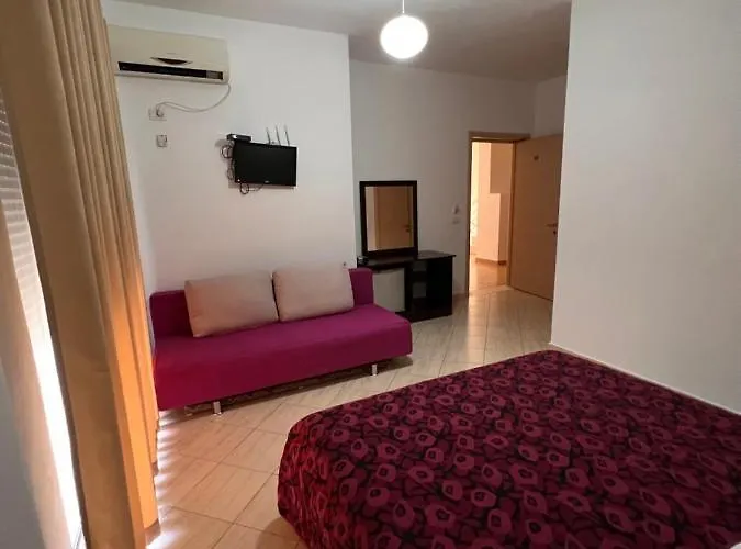 Bella Vista Hotel Orikumi
