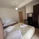Bella Vista *