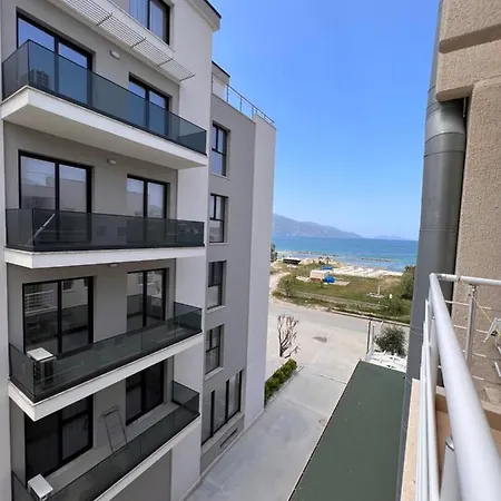 Bella Vista